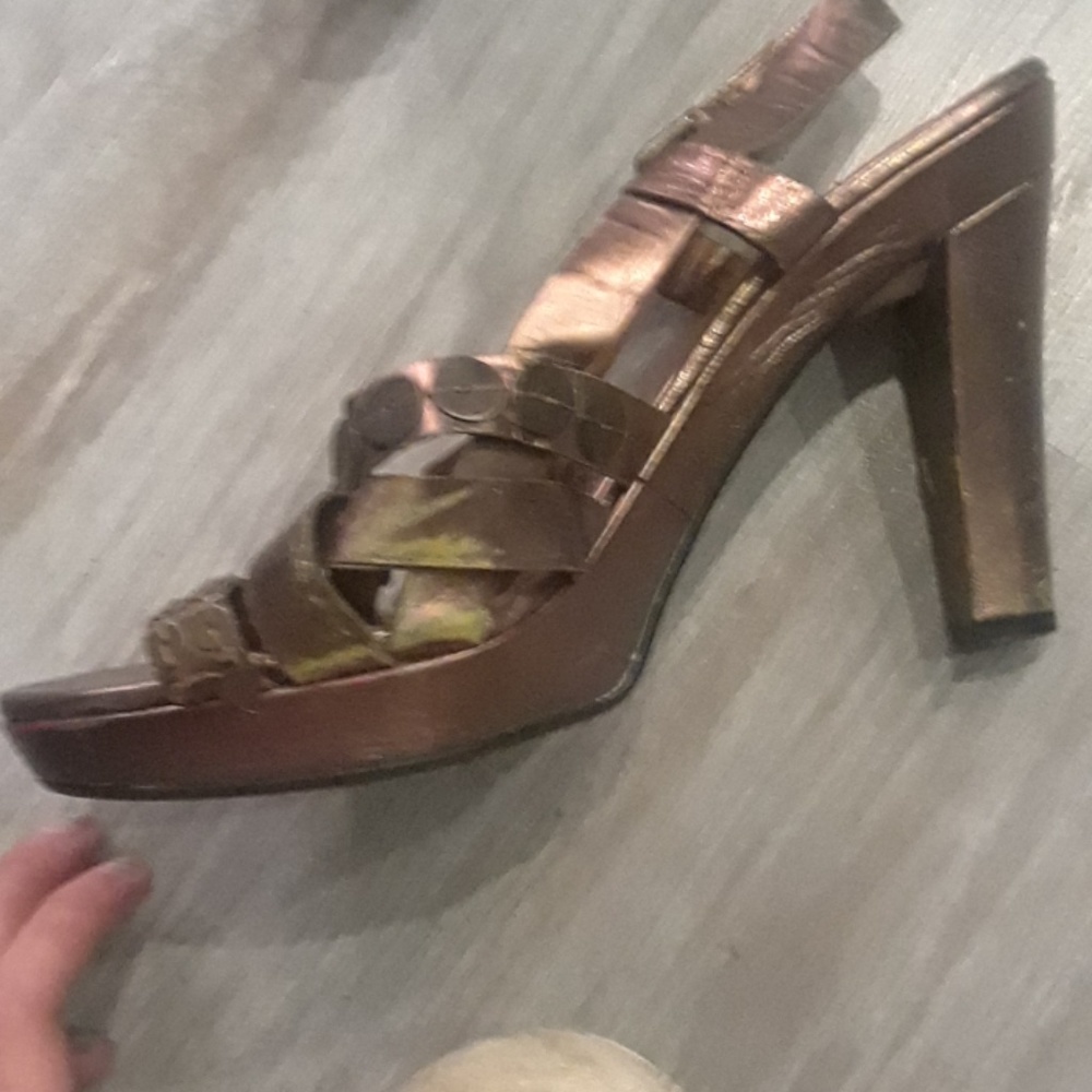 Used Nine West Heels* - Picture 2 of 3
